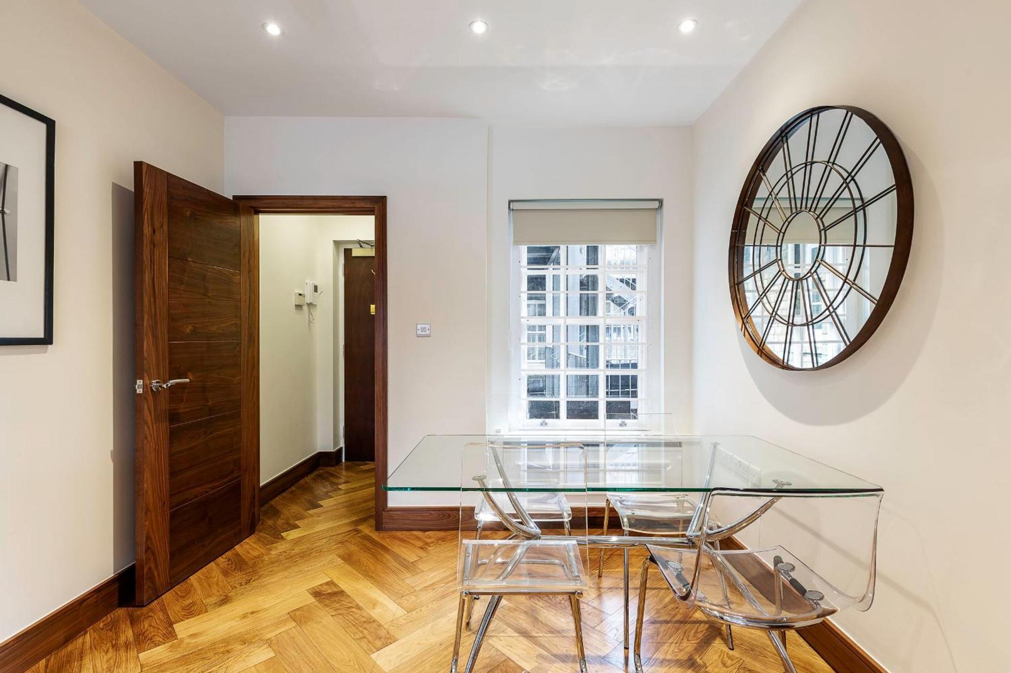 Colourful South Kensington Appartement *